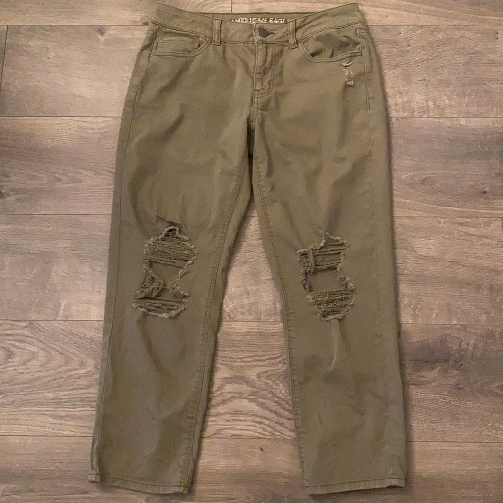 American Eagle Distressed Tom Girl Jeans